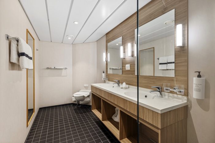 Accommodation on MS Spitsbergen